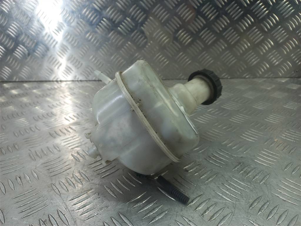 бачок тормозной FORD Transit  1817720, 3850 рублей, Москва