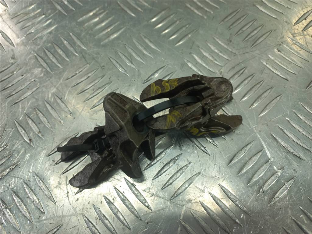 кронштейн форсунки топливной (зажим) FORD Tourneo Connect  1843409, 980 рублей, Москва