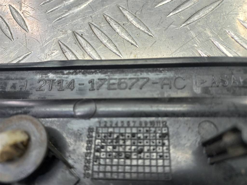 накладка крыла переднего FORD Tourneo Connect  5212221, 980 рублей, Москва