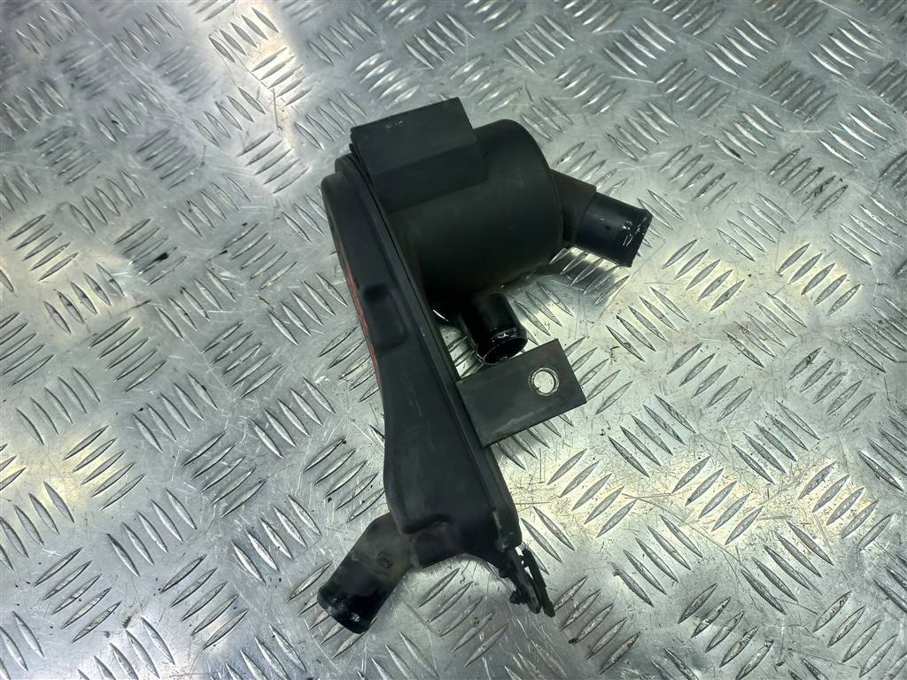 маслоотделитель (сапун) FORD Tourneo Connect  1440654, 860 рублей, Москва