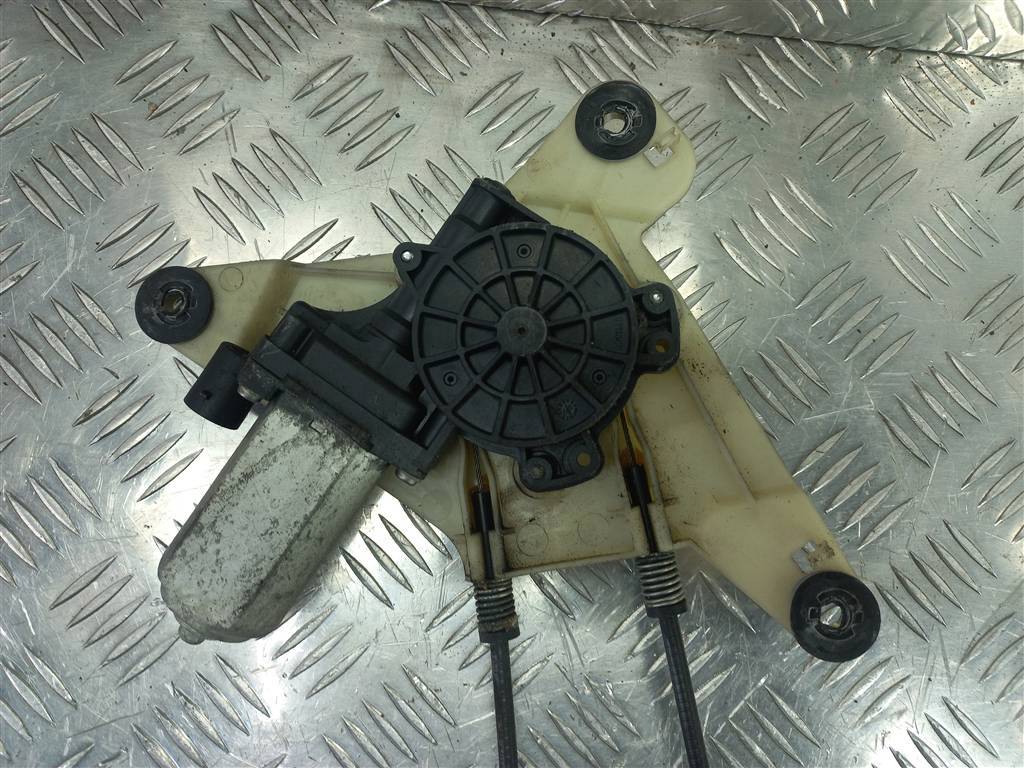 стеклоподъемник Renault Master  807210008R, 7300 рублей, Москва