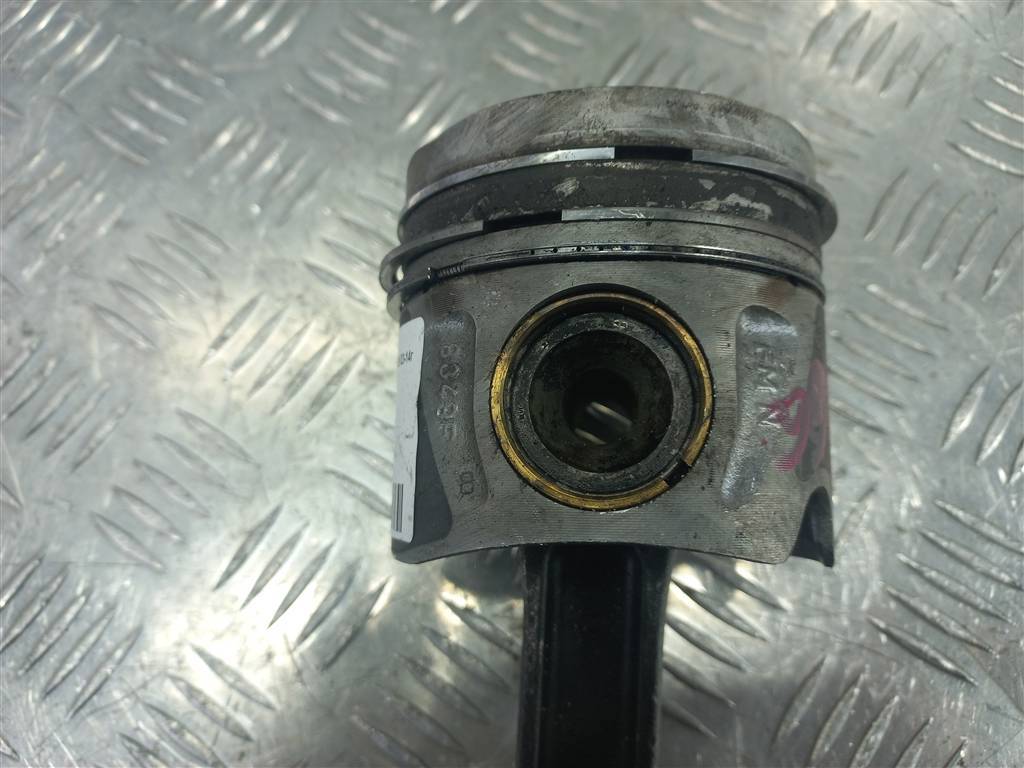 поршень MERCEDES-BENZ Vito  A6510301017, 6150 рублей, Москва