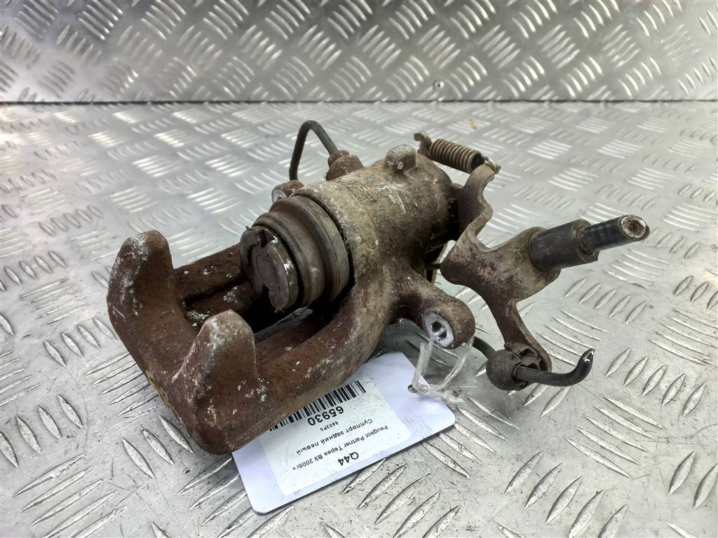 суппорт Peugeot Partner  4402F5, 6150 рублей, Москва