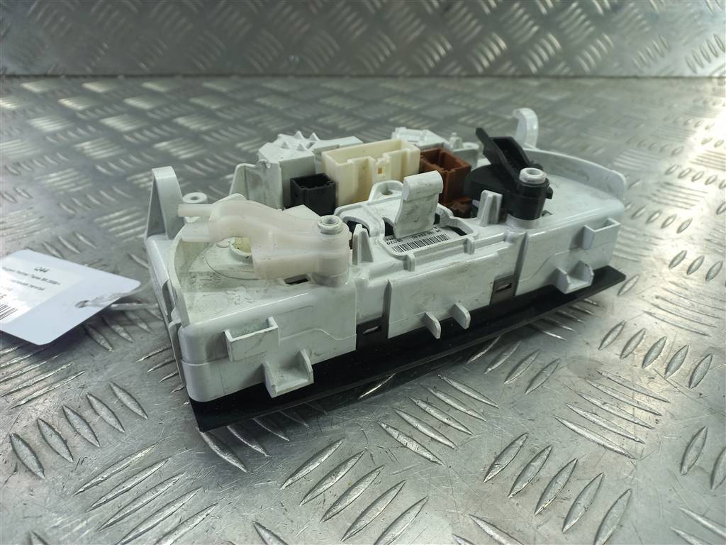 блок управления печкой Peugeot Partner  6452K8, 13050 рублей, Москва