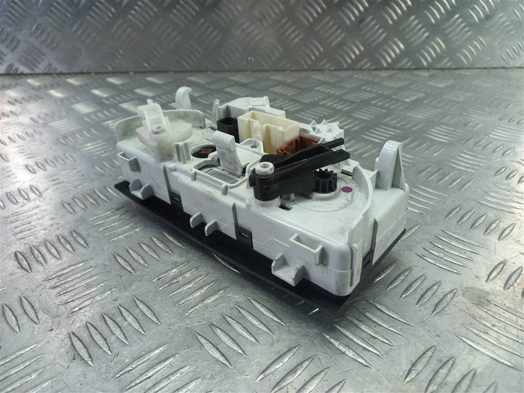 блок управления печкой Peugeot Partner  6452K8, 13050 рублей, Москва