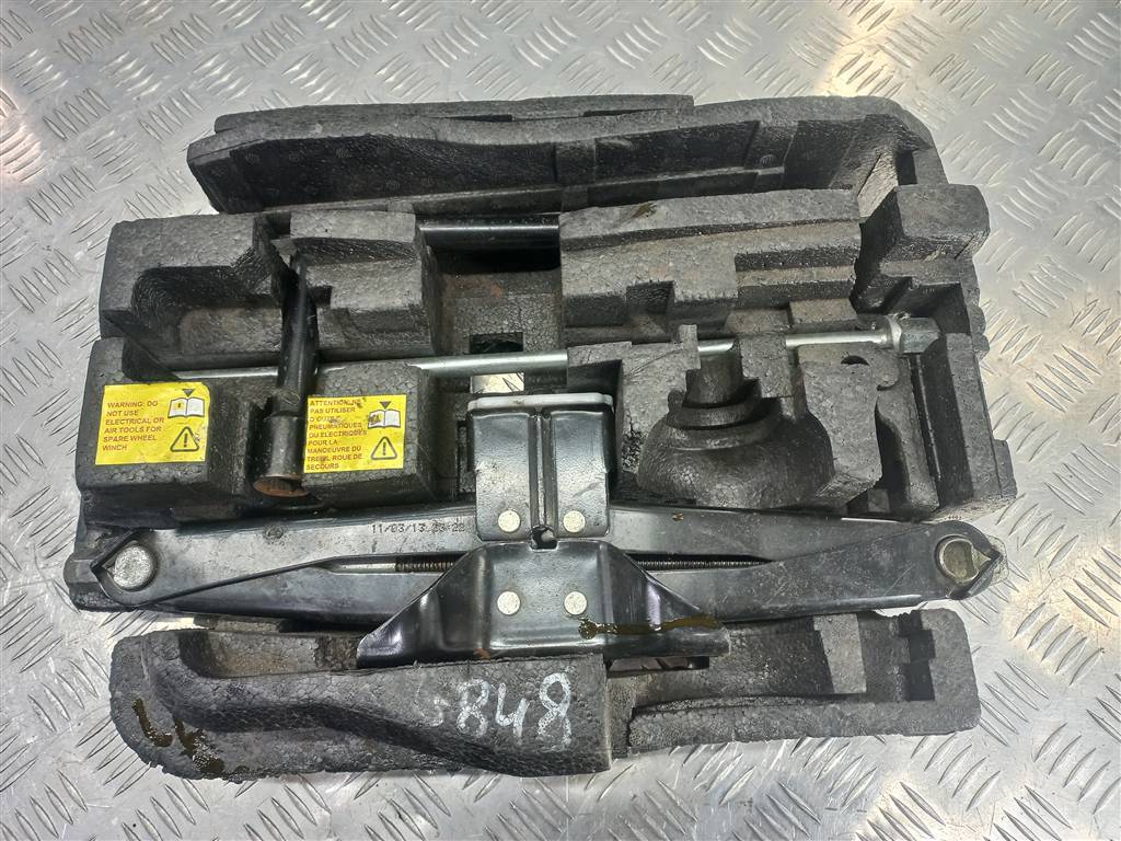 домкрат Opel Movano  8200729741, 7880 рублей, Москва