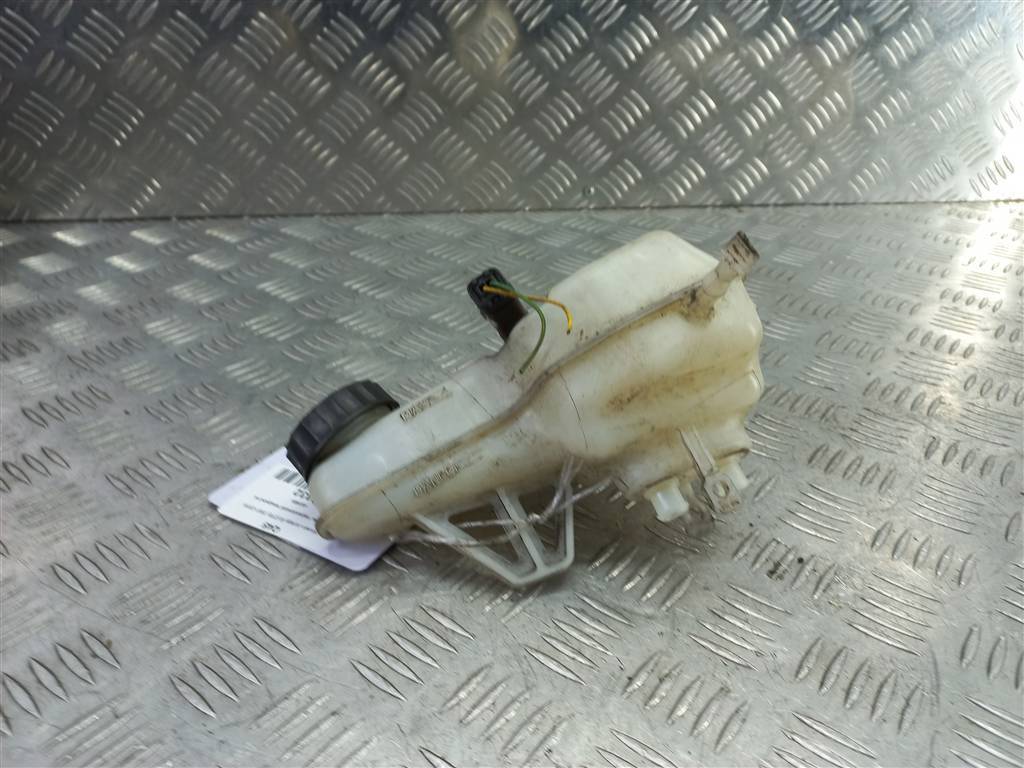 бачок тормозной Citroen Jumpy  4635E9, 2240 рублей, Москва