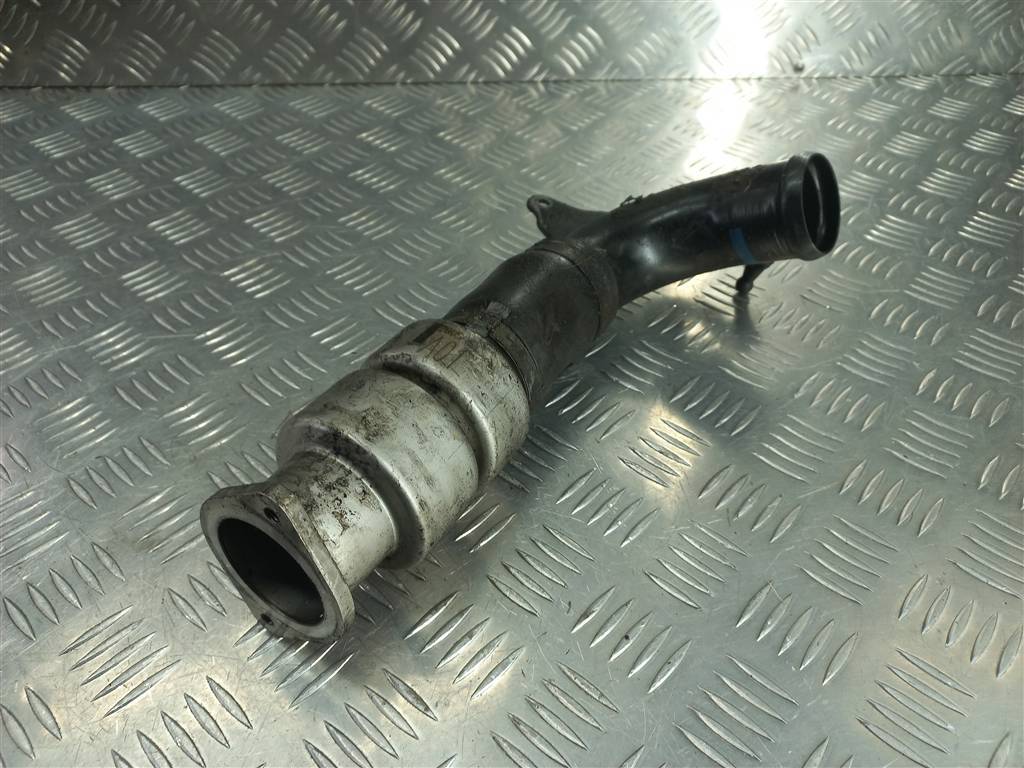 патрубок интеркулера FORD Tourneo Connect  1696576, 1550 рублей, Москва