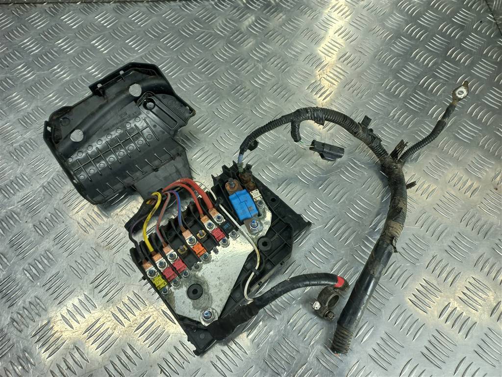 блок предохранителей FORD Tourneo Connect  1793284, 2700 рублей, Москва