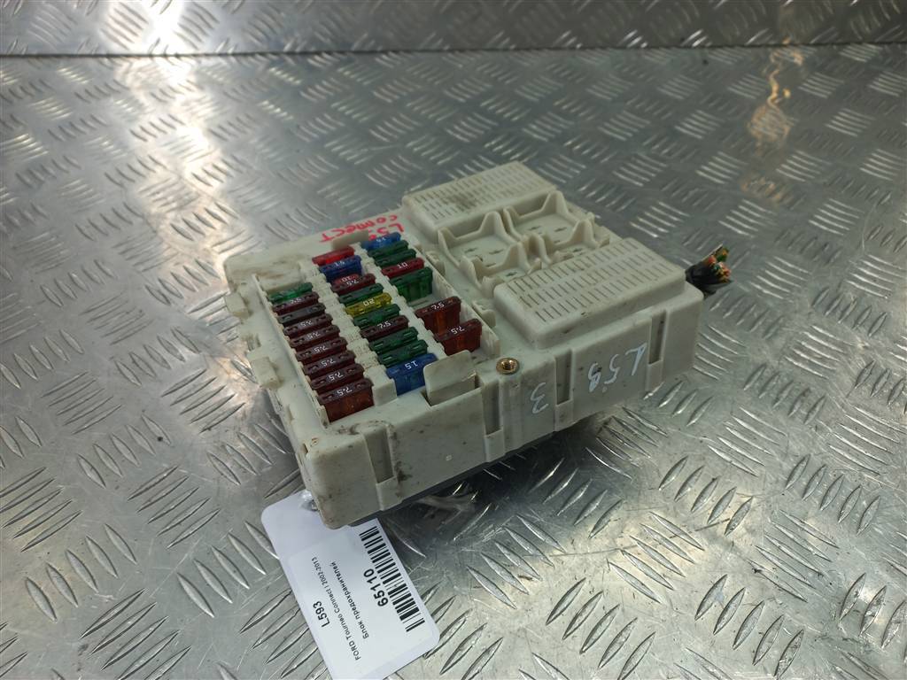 блок предохранителей FORD Tourneo Connect  1504506, 860 рублей, Москва