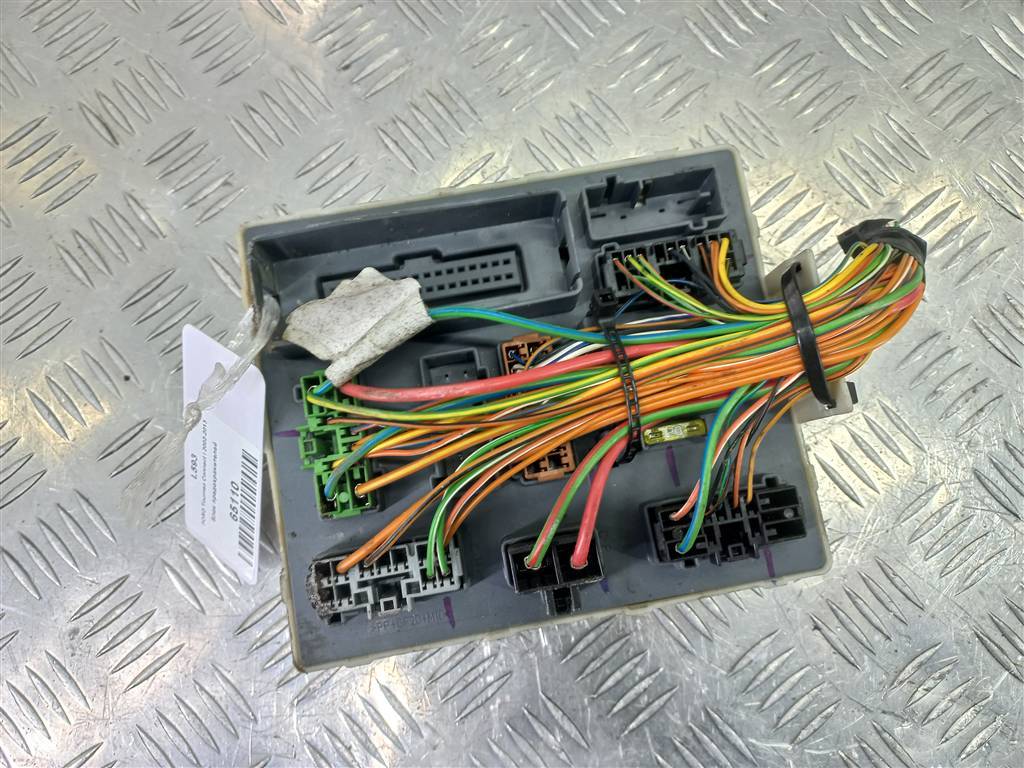 блок предохранителей FORD Tourneo Connect  1504506, 860 рублей, Москва