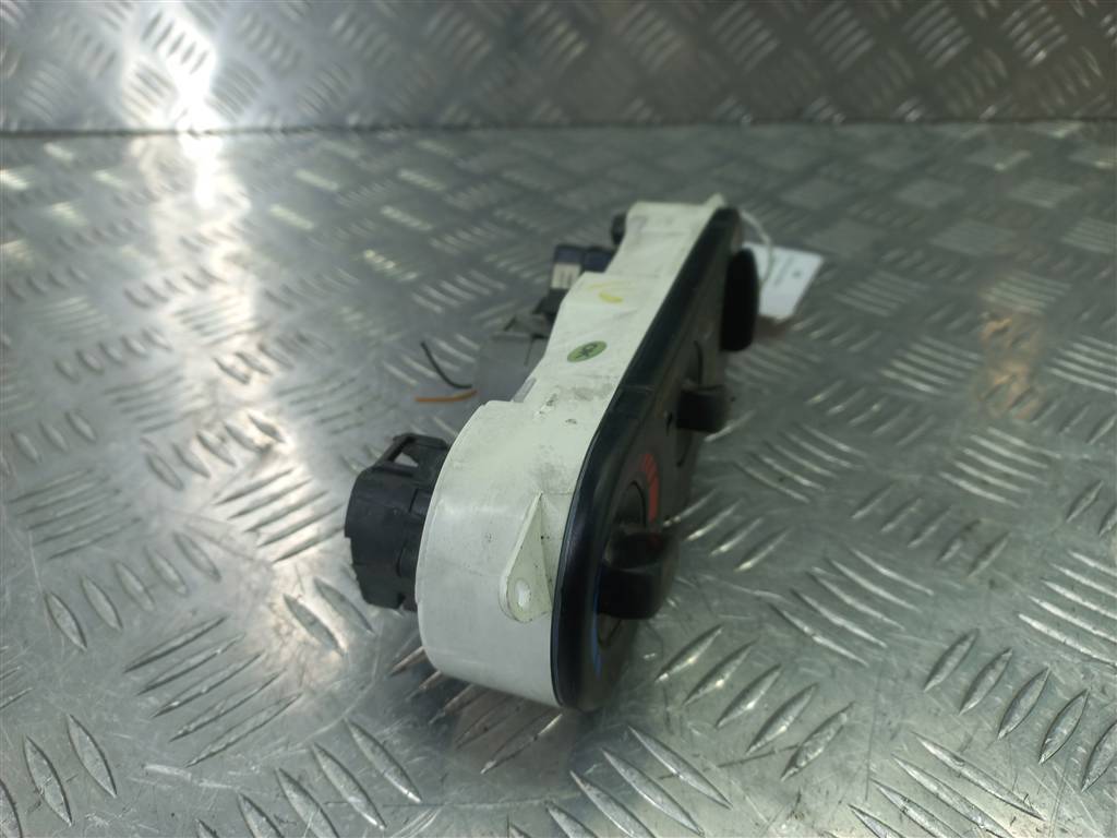 блок управления печкой FORD Tourneo Connect  5225337, 2930 рублей, Москва