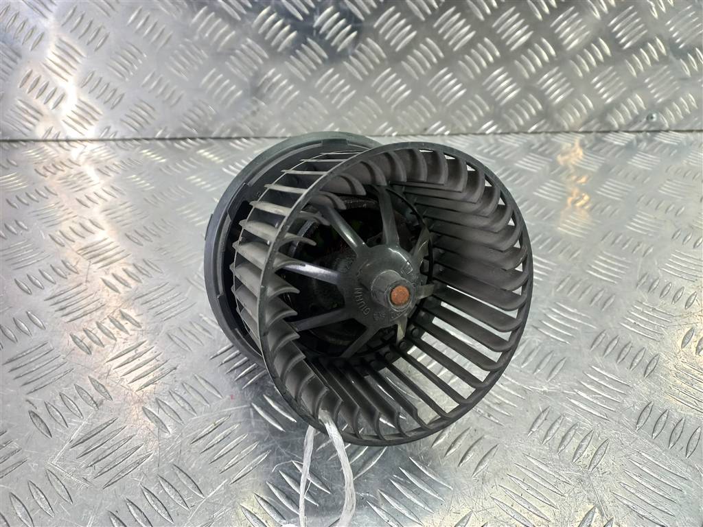 моторчик отопителя FORD Transit  7188531, 2130 рублей, Москва