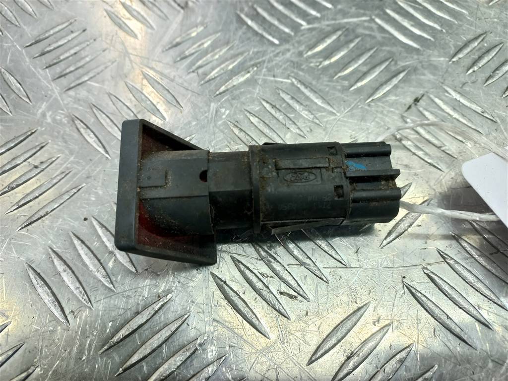 кнопка аварийной сигнализации FORD Tourneo Connect  1476542, 2130 рублей, Москва