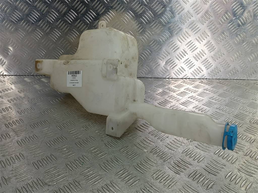 бачок омывателя SUZUKI SX4 1.6 4WD MT (112 л.с.)SX4  I рестайлинг (2009—2014) Внедорожник 3845080J10, 2700 рублей, Москва