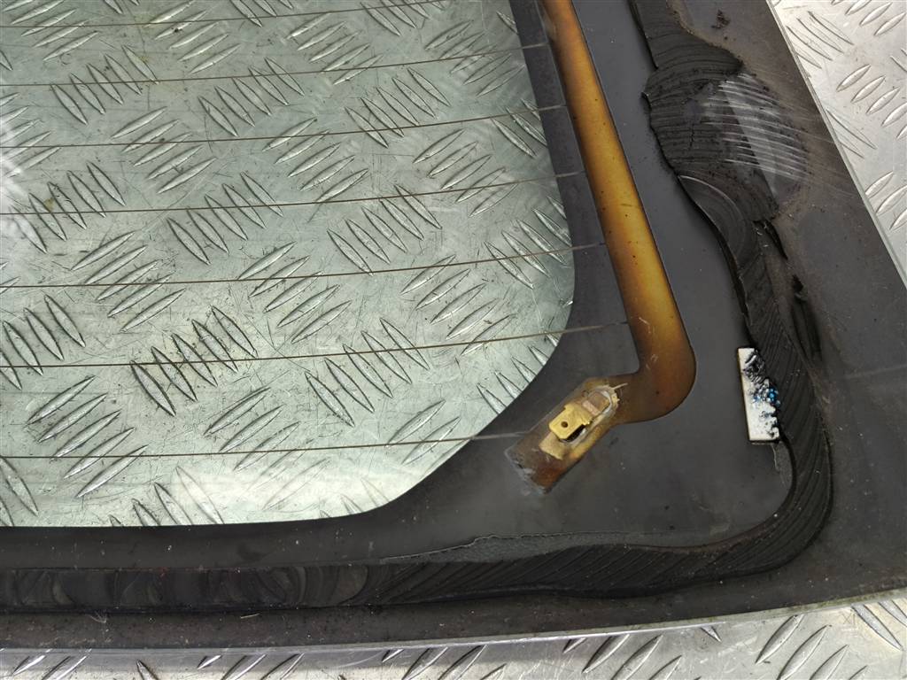 стекло крышки багажника SUZUKI SX4 1.6 4WD MT (112 л.с.)SX4  I рестайлинг (2009—2014) Внедорожник 8457080J01, 11900 рублей, Москва