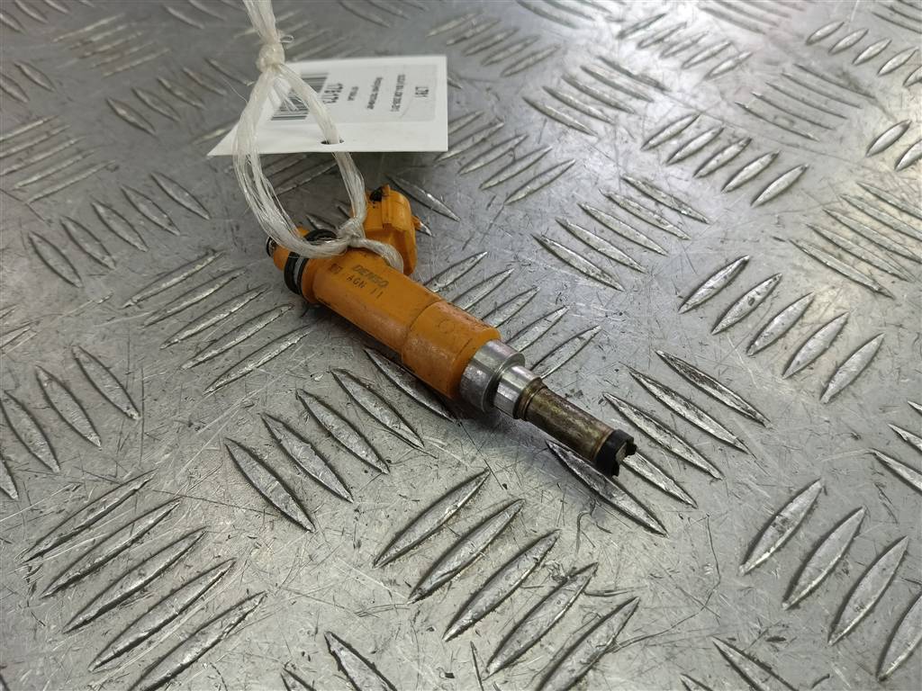 форсунка топливная SUZUKI SX4 1.6 4WD MT (112 л.с.)SX4  I рестайлинг (2009—2014) Внедорожник 1571054LA0, 2130 рублей, Москва