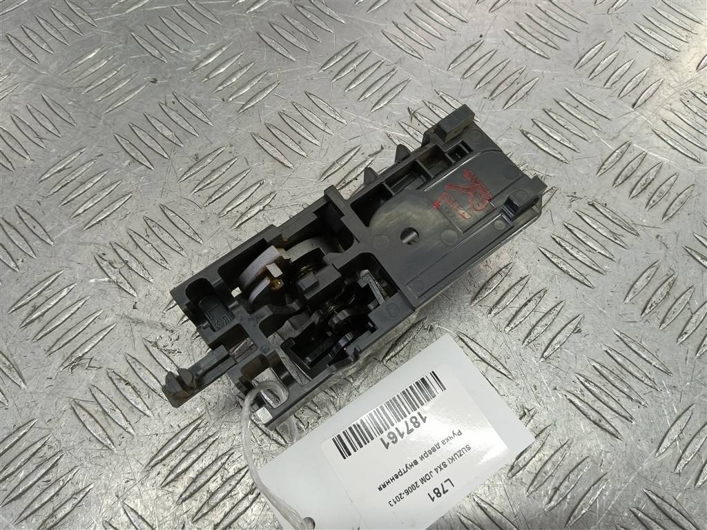 ручка двери внутренняя SUZUKI SX4 1.6 4WD MT (112 л.с.)SX4  I рестайлинг (2009—2014) Внедорожник 8313063J30BWR, 520 рублей, Москва