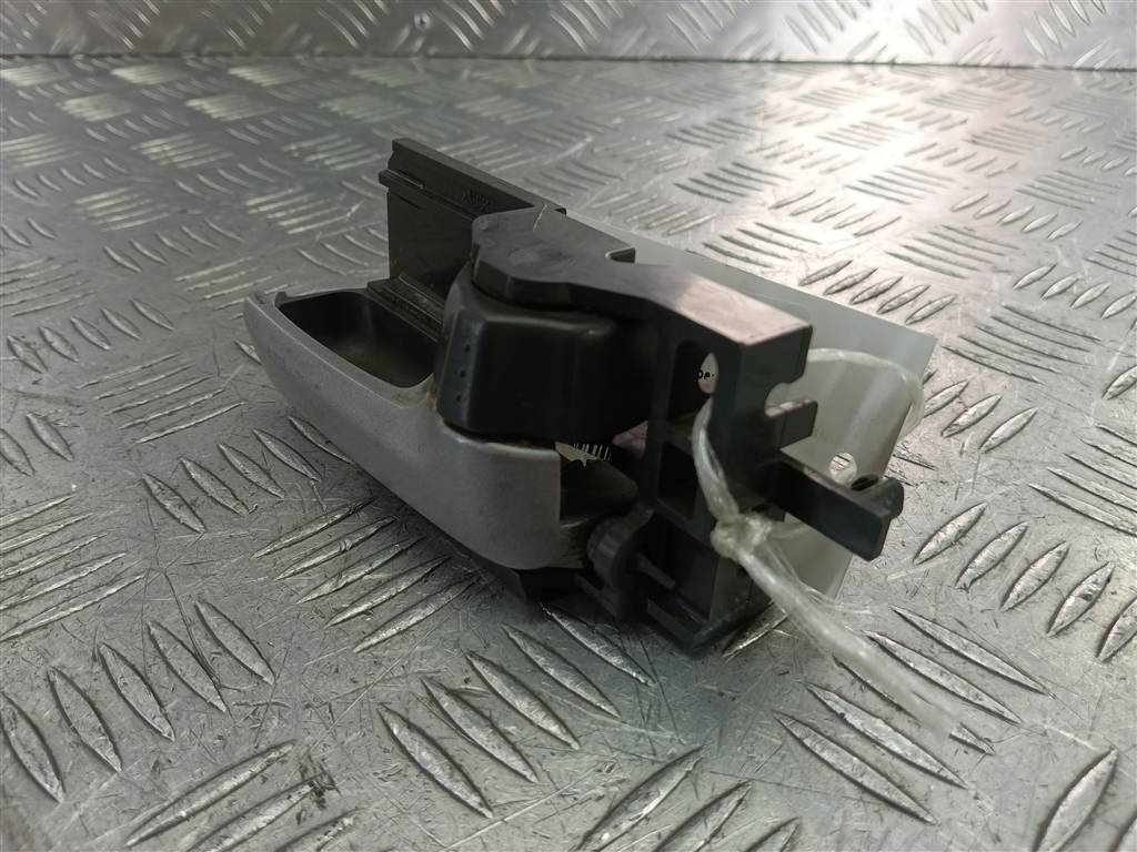 ручка двери внутренняя SUZUKI SX4 1.6 4WD MT (112 л.с.)SX4  I рестайлинг (2009—2014) Внедорожник 8311063J20FC6, 520 рублей, Москва