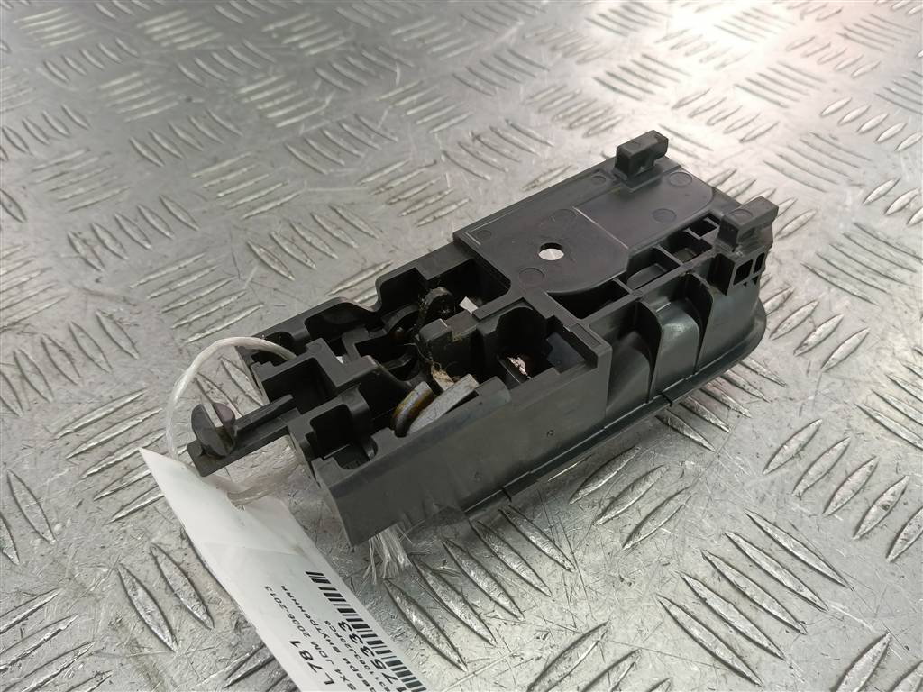 ручка двери внутренняя SUZUKI SX4 1.6 4WD MT (112 л.с.)SX4  I рестайлинг (2009—2014) Внедорожник 8311063J20FC6, 520 рублей, Москва