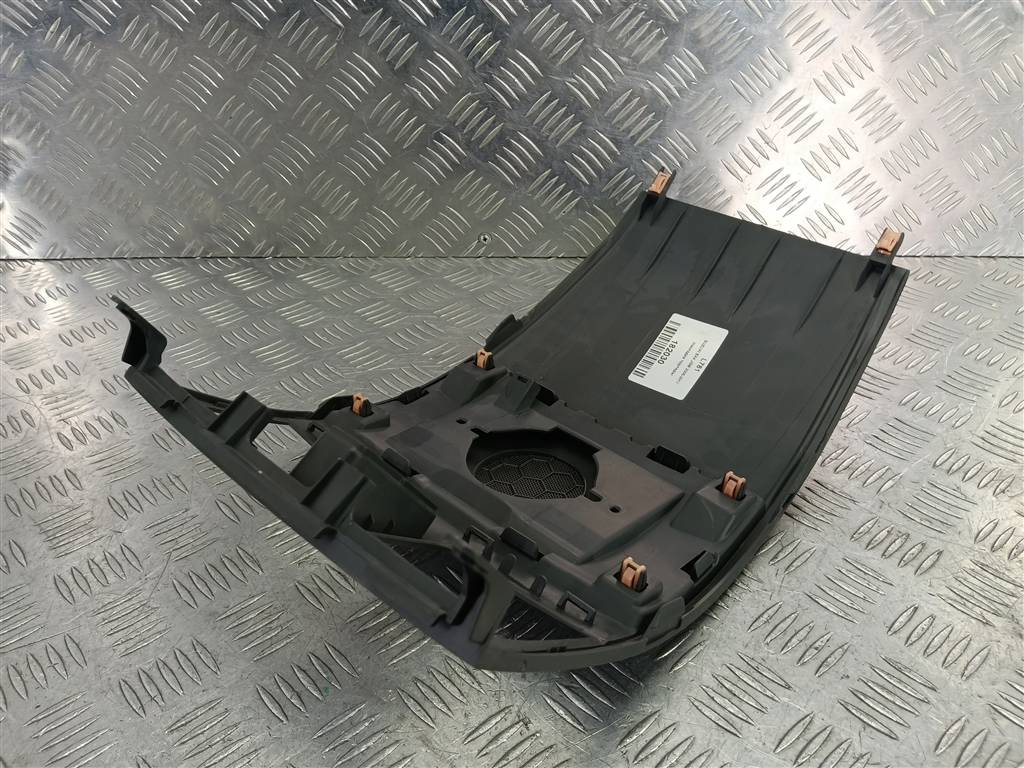 накладка торпедо SUZUKI SX4 1.6 4WD MT (112 л.с.)SX4  I рестайлинг (2009—2014) Внедорожник 7382380J10P4Z, 980 рублей, Москва