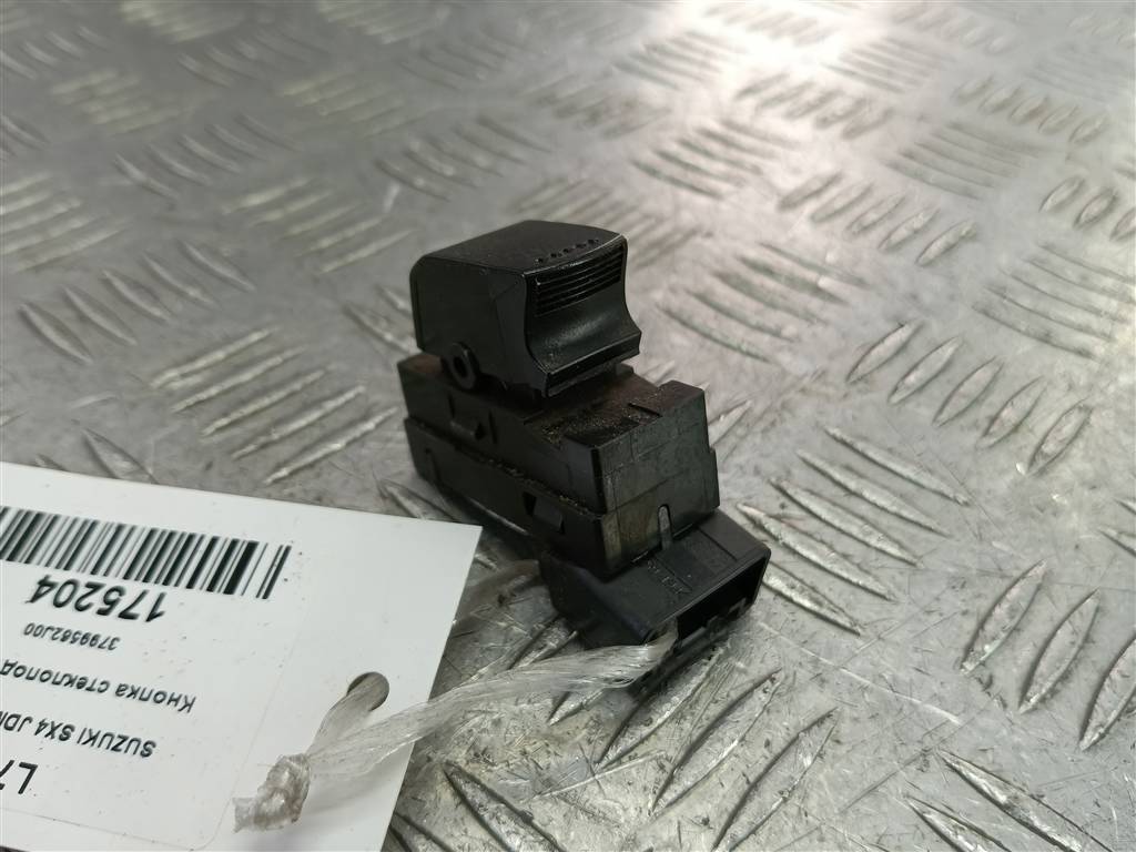 кнопка стеклоподъемника SUZUKI SX4 1.6 4WD MT (112 л.с.)SX4  I рестайлинг (2009—2014) Внедорожник 3799562J00, 520 рублей, Москва