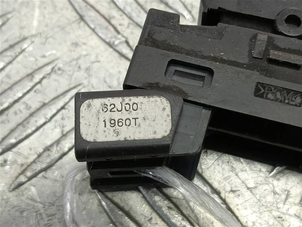 кнопка стеклоподъемника SUZUKI SX4 1.6 4WD MT (112 л.с.)SX4  I рестайлинг (2009—2014) Внедорожник 3799562J00, 520 рублей, Москва