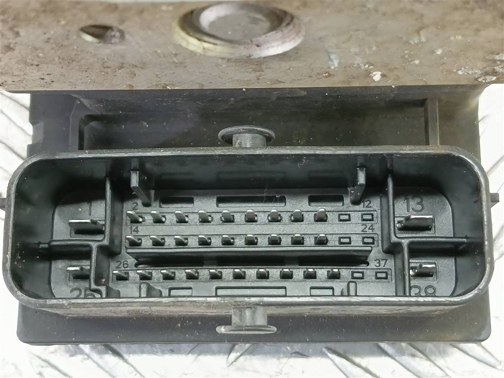 блок abs SUZUKI SX4 1.6 4WD MT (112 л.с.)SX4  I рестайлинг (2009—2014) Внедорожник 5611054L70, 8450 рублей, Москва