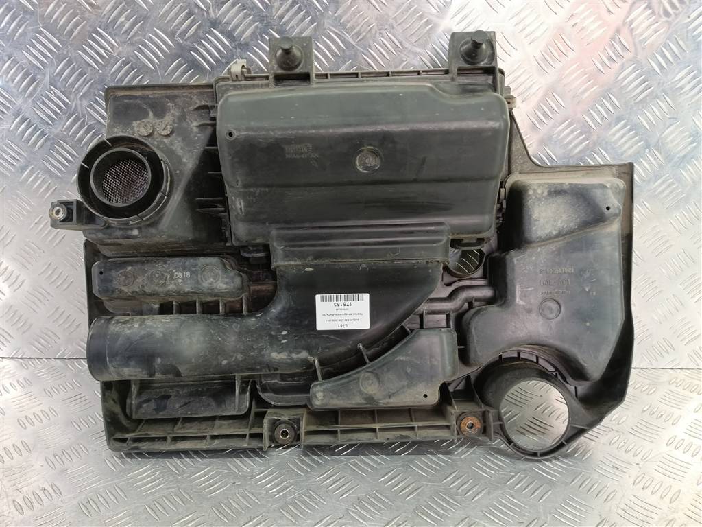 корпус воздушного фильтра SUZUKI SX4 1.6 4WD MT (112 л.с.)SX4  I рестайлинг (2009—2014) Внедорожник 1370054LA0, 5000 рублей, Москва