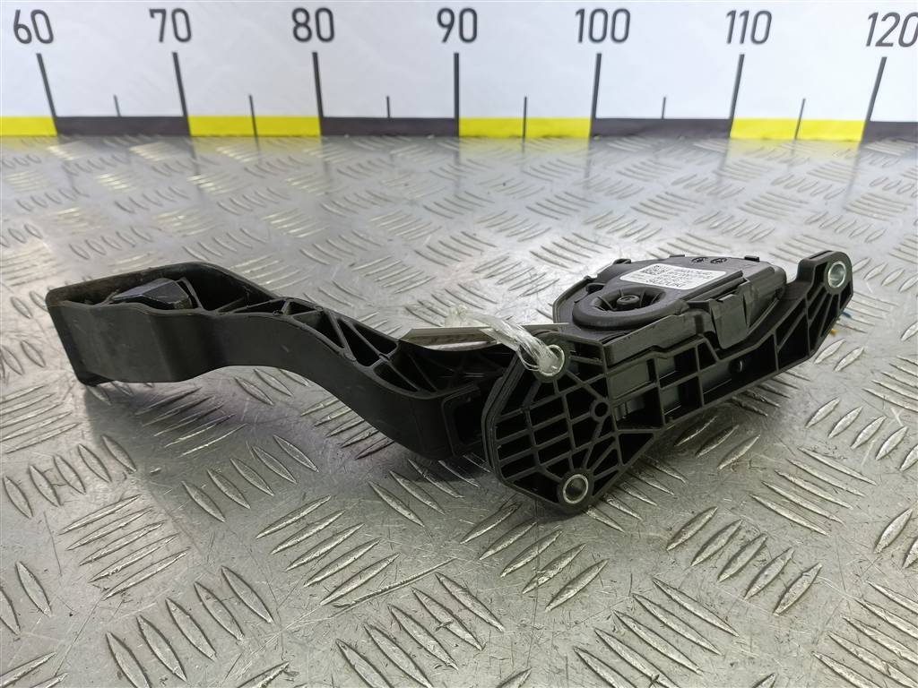 педаль газа SUZUKI SX4 1.6 4WD MT (112 л.с.)SX4  I рестайлинг (2009—2014) Внедорожник 4940079J41, 630 рублей, Москва