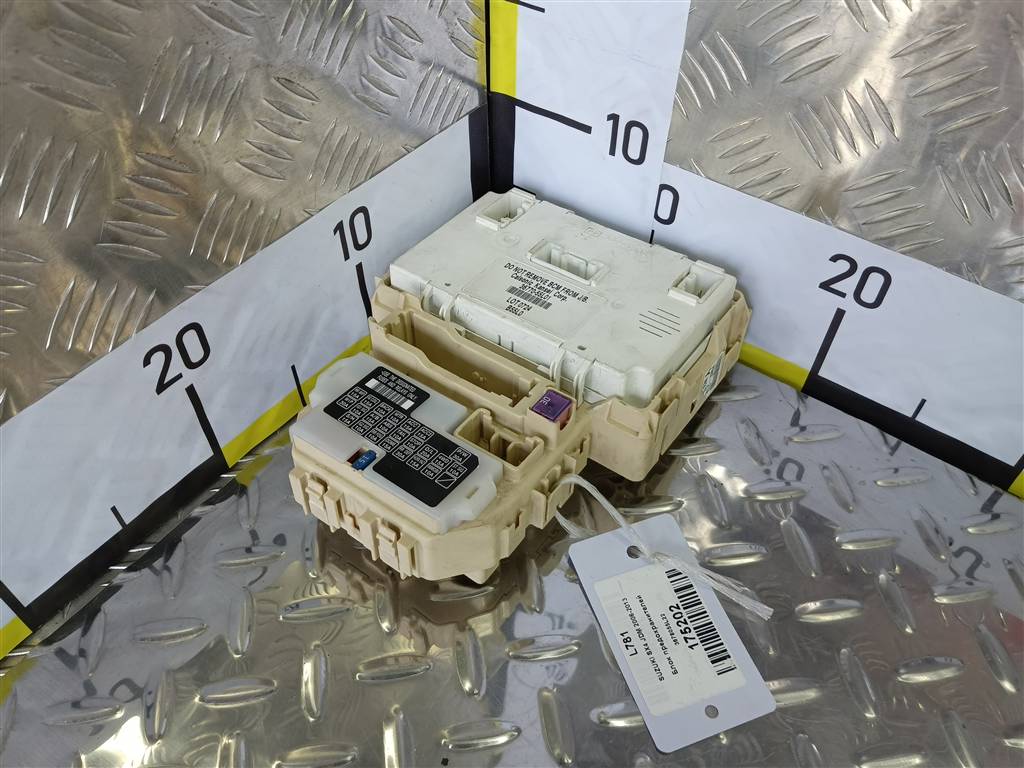 блок предохранителей SUZUKI SX4 1.6 4WD MT (112 л.с.)SX4  I рестайлинг (2009—2014) Внедорожник 3678055L22, 2700 рублей, Москва