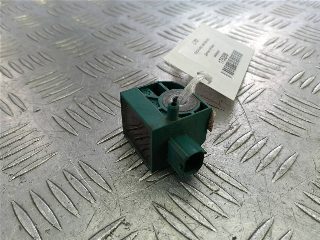 датчик удара (air bag) SUZUKI SX4 1.6 4WD MT (112 л.с.)SX4  I рестайлинг (2009—2014) Внедорожник 3893080J00, 4200 рублей, Москва