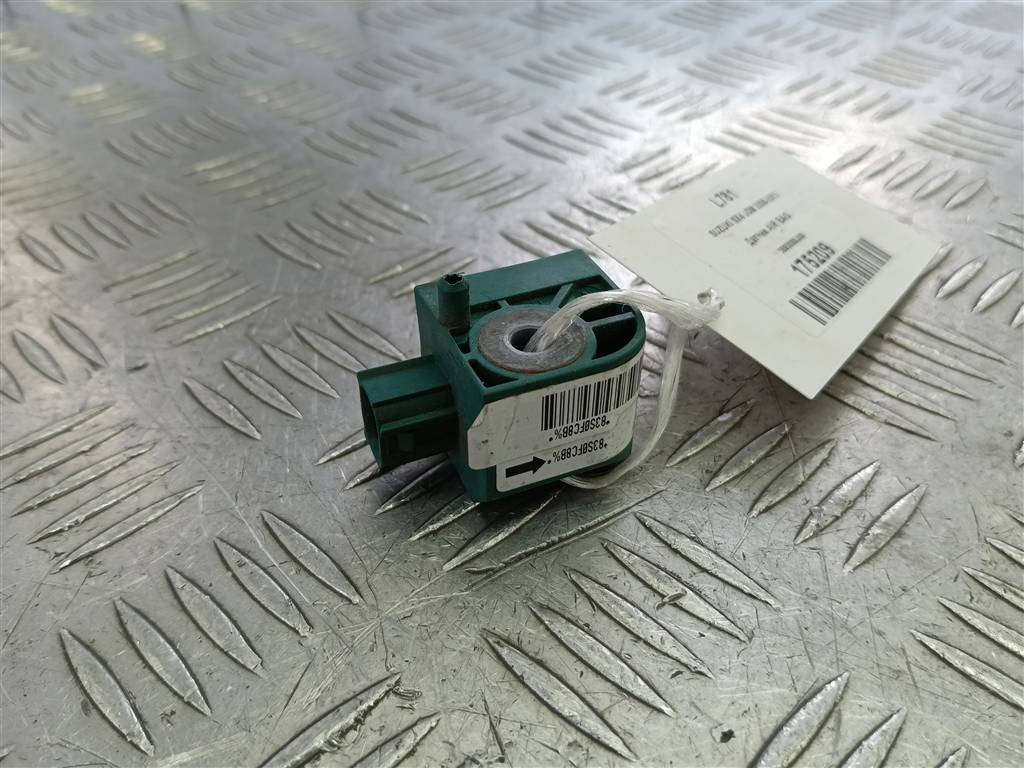 датчик удара (air bag) SUZUKI SX4 1.6 4WD MT (112 л.с.)SX4  I рестайлинг (2009—2014) Внедорожник 3893080J00, 4200 рублей, Москва