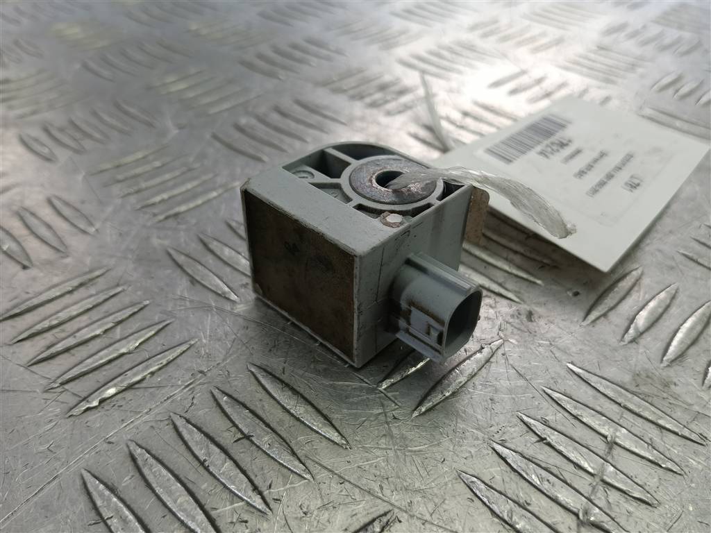 датчик удара (air bag) SUZUKI SX4 1.6 4WD MT (112 л.с.)SX4  I рестайлинг (2009—2014) Внедорожник 3893080J10, 630 рублей, Москва