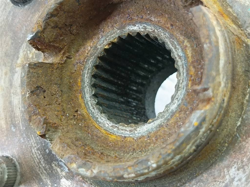 кулак SUZUKI SX4 1.6 4WD MT (112 л.с.)SX4  I рестайлинг (2009—2014) Внедорожник 4511180J52, 3850 рублей, Москва