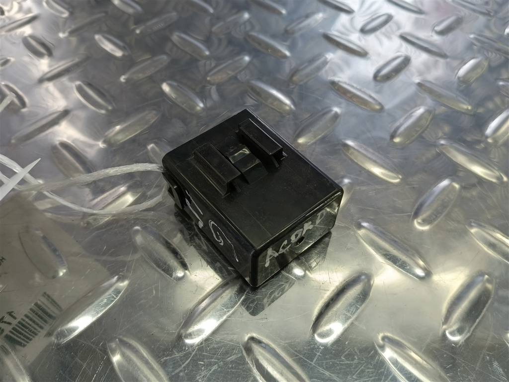 блок управления HONDA Accord 2.0 MT (155 л.с.)Accord  VII (2002—2006) Седан 39720SEAE02, 630 рублей, Москва