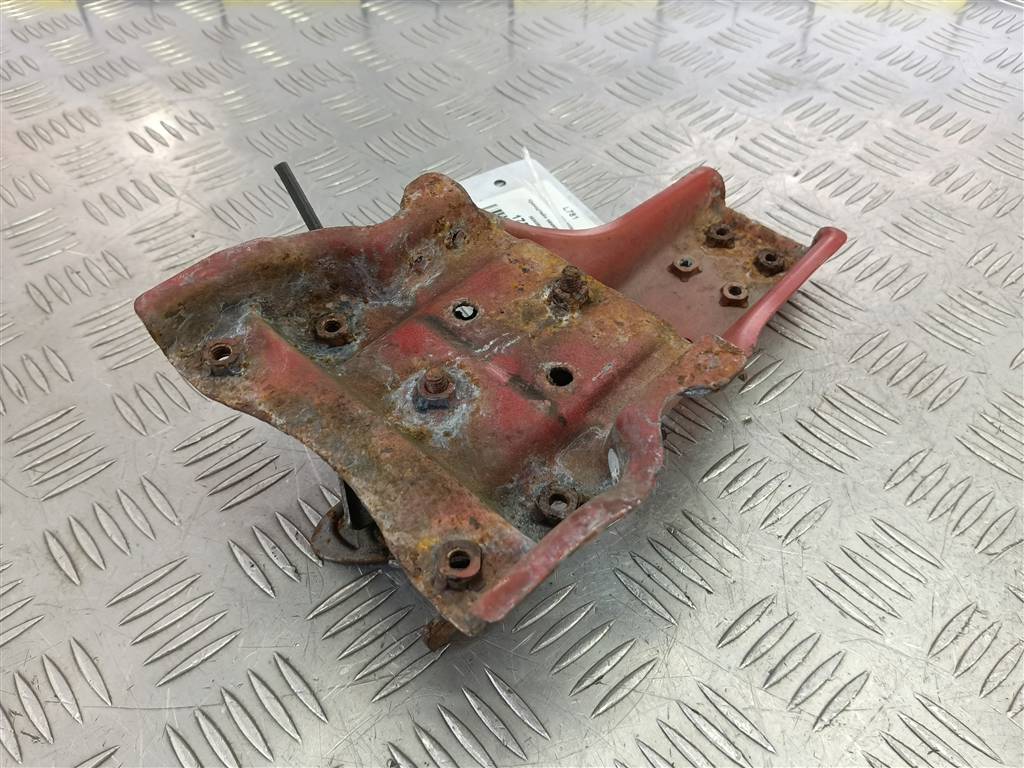 кронштейн замка капота SUZUKI SX4 1.6 4WD MT (112 л.с.)SX4  I рестайлинг (2009—2014) Внедорожник 5824080J00, 2470 рублей, Москва