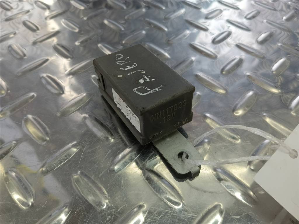 блок управления подвеской MITSUBISHI PAJERO  MN117823, 1090 рублей, Москва