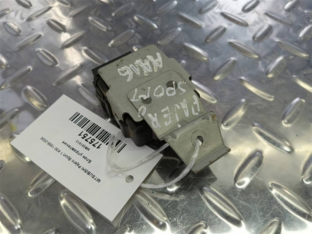 блок управления MITSUBISHI PAJERO SPORT  MR301013, 520 рублей, Москва