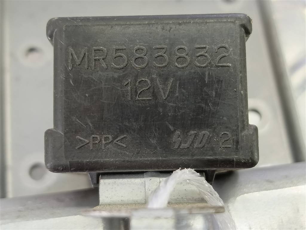 блок управления MITSUBISHI PAJERO  MR583832, 750 рублей, Москва