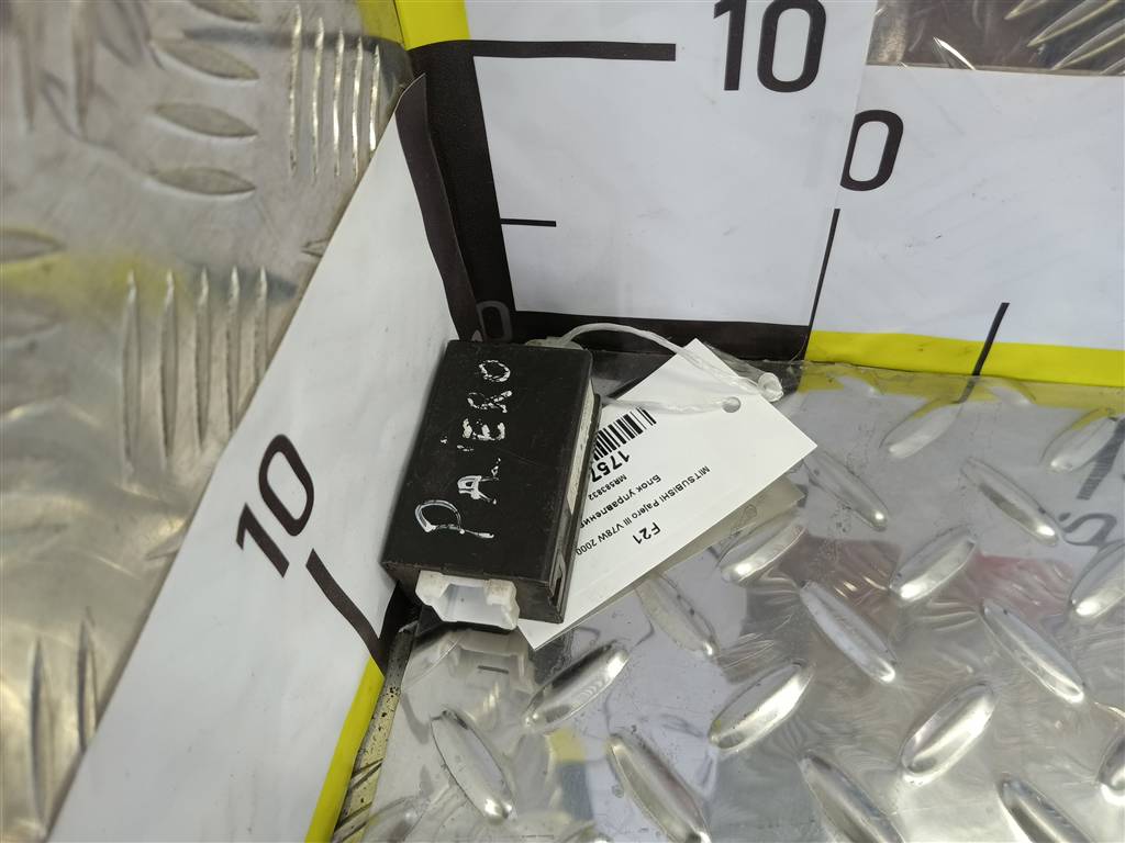 блок управления MITSUBISHI PAJERO  MR583832, 750 рублей, Москва