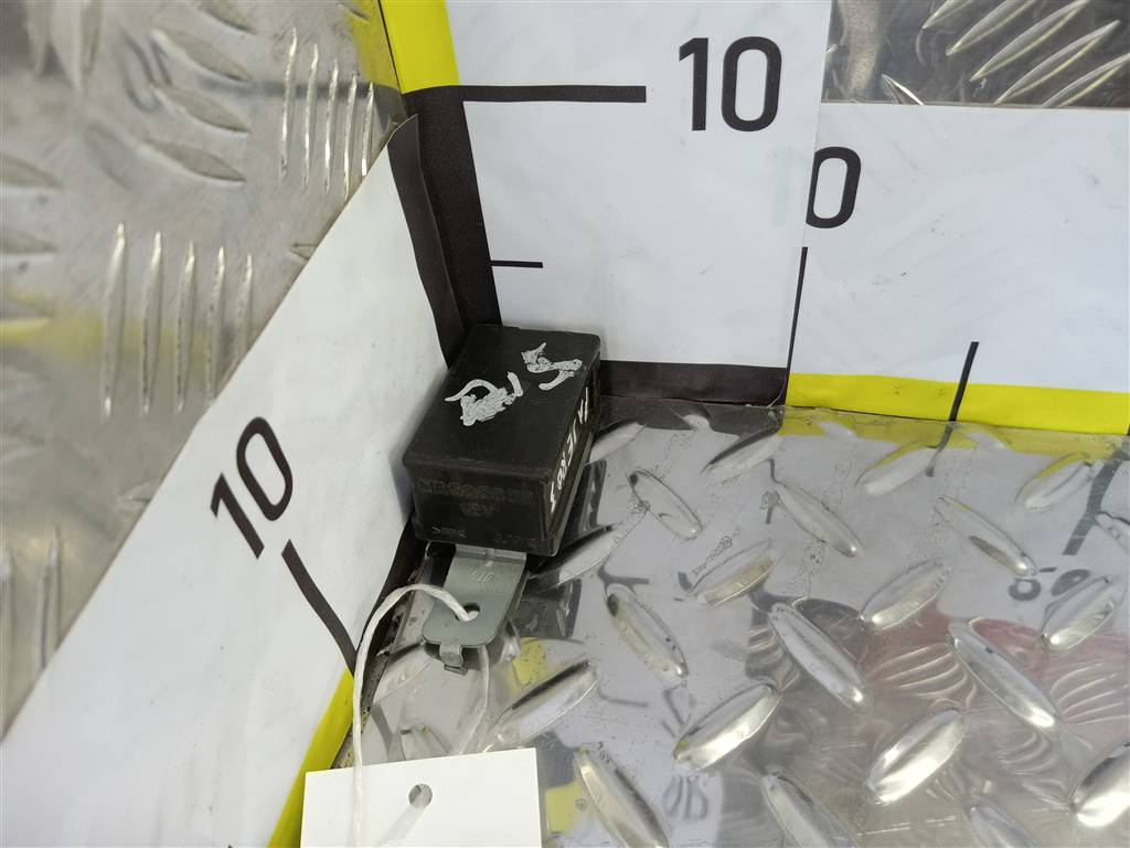 блок управления MITSUBISHI PAJERO  MR583832, 750 рублей, Москва