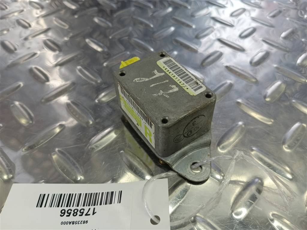датчик удара (air bag) SUBARU Impreza  98235SA000, 750 рублей, Москва