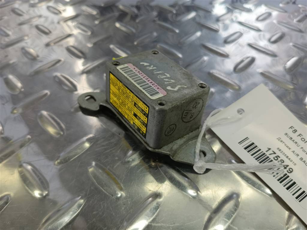 датчик удара (air bag) SUBARU Forester  98235SA010, 750 рублей, Москва