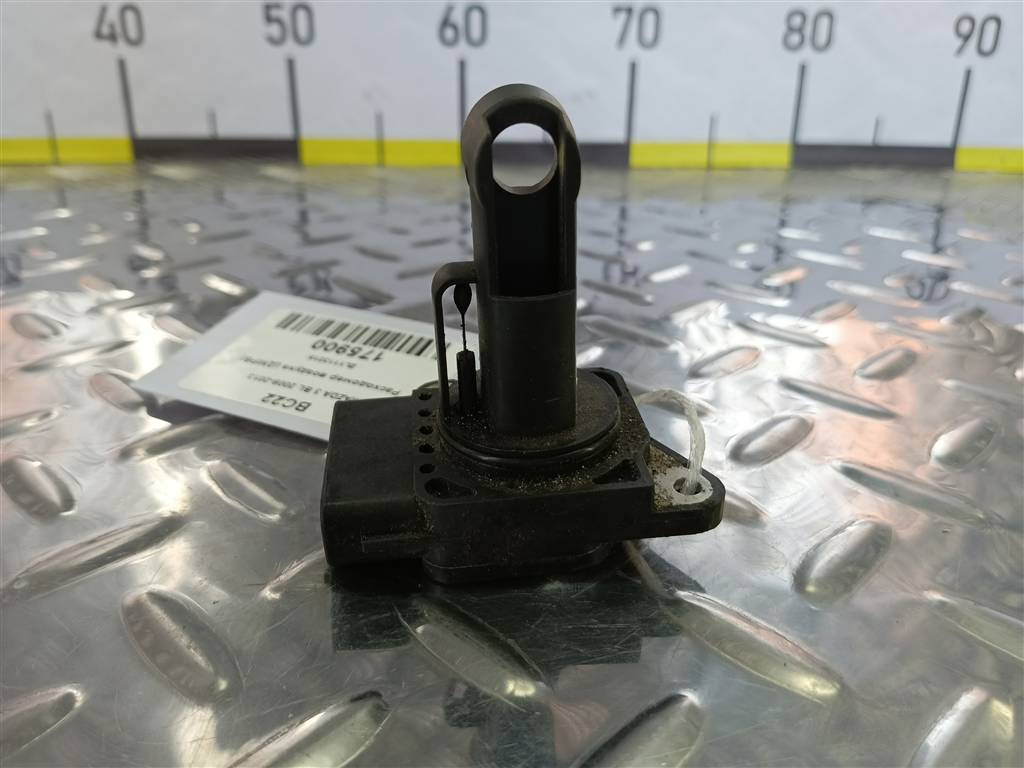 расходомер воздуха (дмрв) MAZDA 3  ZLY113215, 1210 рублей, Москва