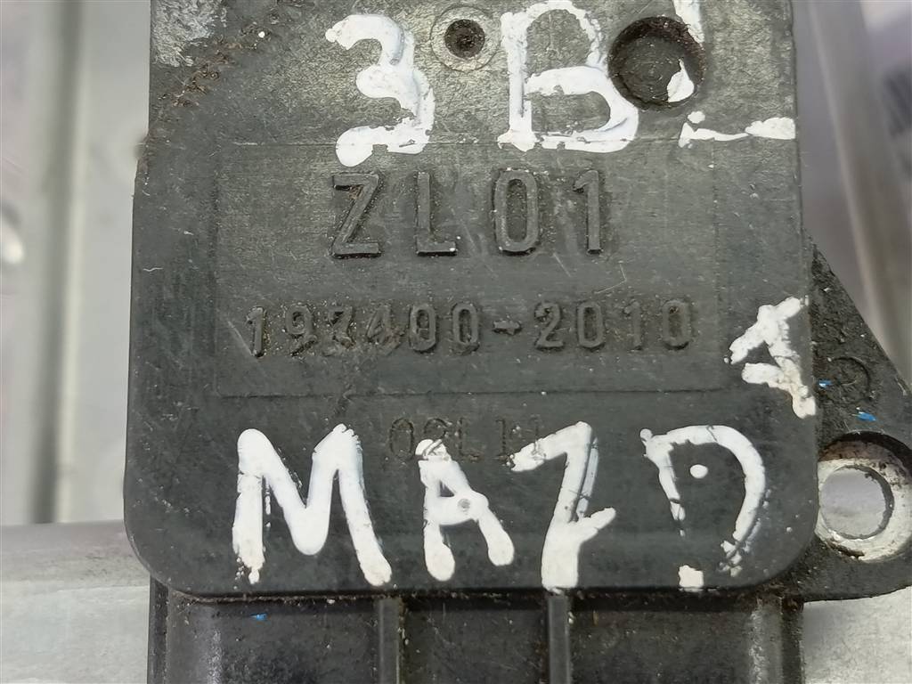 расходомер воздуха (дмрв) MAZDA 3  ZLY113215, 1210 рублей, Москва