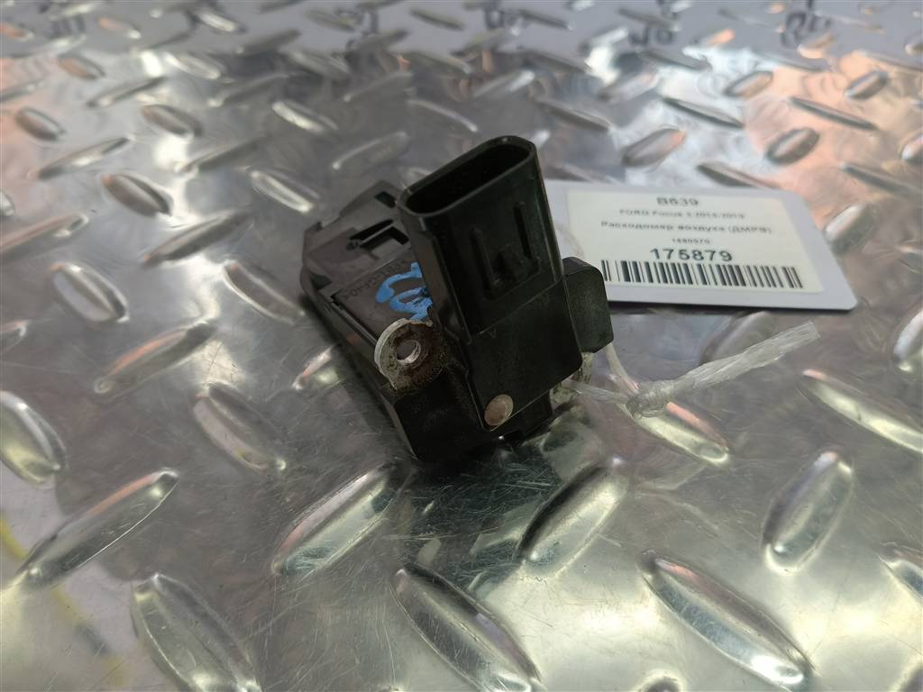 расходомер воздуха (дмрв) FORD Focus 2.0 AMT (160 л.с.)Focus  III рестайлинг (2014—2019) Седан 1480570, 4660 рублей, Москва