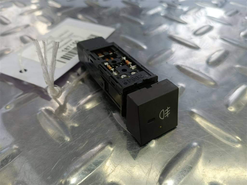 кнопка противотуманки Hyundai SANTA FE  937402B800HZ, 520 рублей, Москва