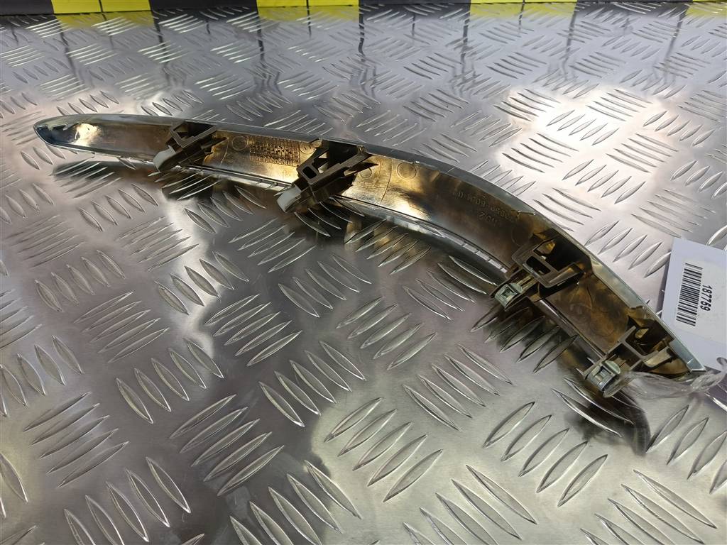 накладка торпедо SUZUKI SX4 1.6 4WD MT (112 л.с.)SX4  I рестайлинг (2009—2014) Внедорожник 7385280J10ZFG, 630 рублей, Москва