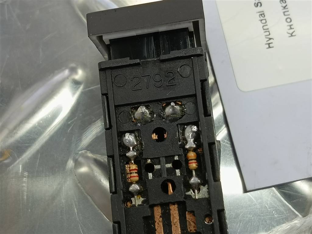 кнопка противотуманки Hyundai SANTA FE  937302B800HZ, 520 рублей, Москва